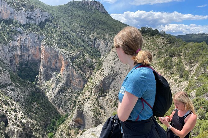 Hiking in Montanejos and swim in Thermal Springs - OFFICIAL GUIDE - Who Should Book This Montanejos Day Trip?