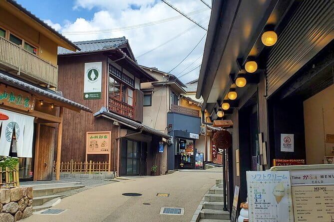 Himeji Castle, Arima Onsen & Mt. Rokko: 1-Day Bus Tour from Osaka - Koko-en: nine gardens beside the castle