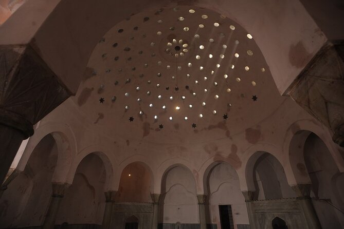Historical Cemberlitas Hamam in Old City - Cooling down after the treatment