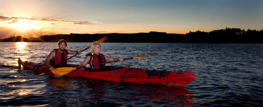 Hot Pools Kayak & Evening Barbecue - Why Lake Rotoiti Makes This More Than a Kayak Trip
