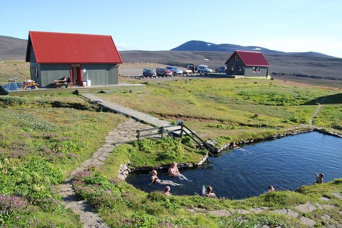 Hot springs and waterfalls, private super jeep tour - Aldeyjarfoss and its basalt columns