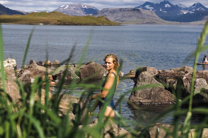 Hvalfjordur & Hvammsvik Hot Springs Private Tour - The return through Hvalfjörður
