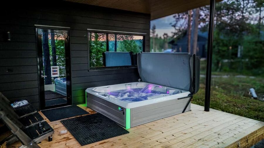 Inari: Finnish Sauna and Jacuzzi Experience - Key points to know before booking