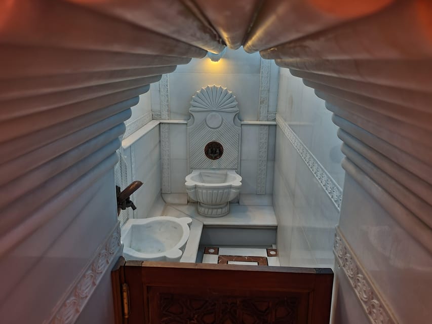 Istanbul: Acemoglu Historical Hammam Entry Ticket - Coffee, water, and the small extras