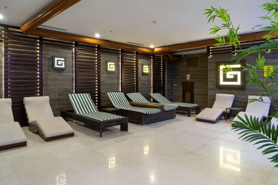Istanbul: Private Turkish Bath, Massage, and Pool in Taksim - Value at about $53 per person
