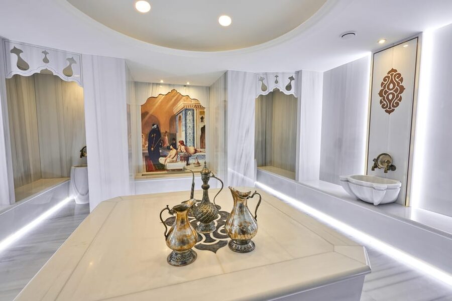 Istanbul: Private Turkish Bath, Spa, and Massage in Sisli - What happens in the hot room