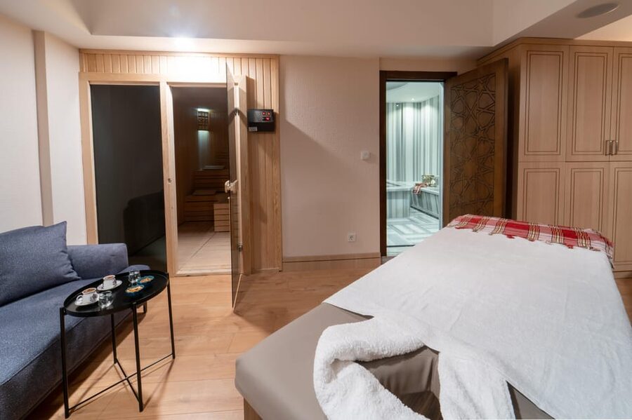 Istanbul: Public, Private or VIP Hammam & Spa in Old City - What the experience feels like for women seeking more privacy