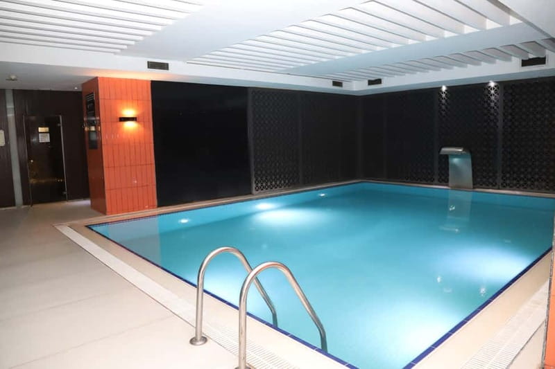 Istanbul: Traditional Turkish Bath with Foam and Oil Massage - Oil massage and the longer packages