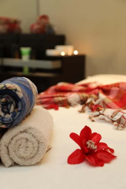 Istanbul: Traditional Turkish Bath with Foam and Oil Massage - Tea, pool time, and the slow finish