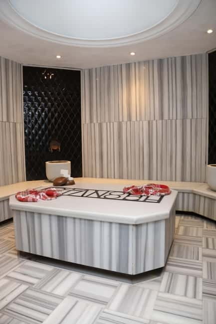 Istanbul: Traditional Turkish Bath with Foam and Oil Massage - What happens when you arrive