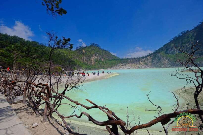 Jakarta: Volcano, Suspension Bridge, and Hot Spring Tour - Booking details worth keeping in mind