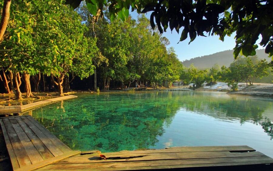 Krabi: Tiger Cave, Hot Springs and Emerald Pool Jungle Tour - Who should book this tour