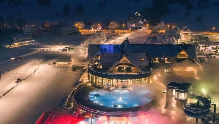 Krakow: Chocholowskie Thermal Baths Evening Ticket - The 95-minute ride south