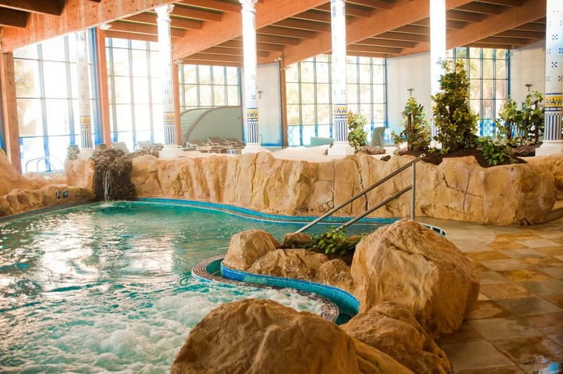 Krakow: Zakopane and/or Thermal Baths Experience - What the shared transport is like