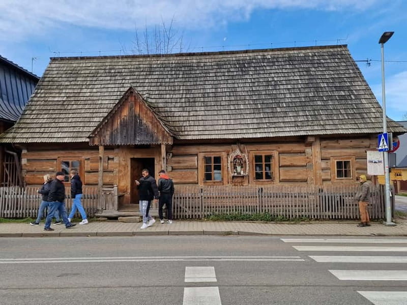 Krakow: Zakopane, Thermal Baths and Cable Car - A short stop for cheese and vodka
