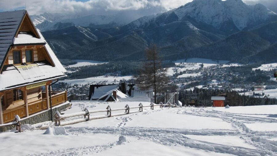 KRAKOW ZAKOPANE TOUR CABLE CAR THERMAL BATHS & HOTEL PICKUP - The morning ride from Krakow