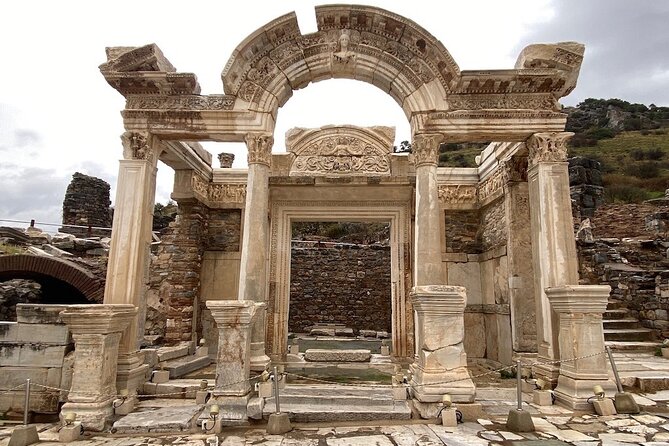 Kusadasi ephesus tours Turkish Bath with Port Pick Up and drop - Key details to know before booking