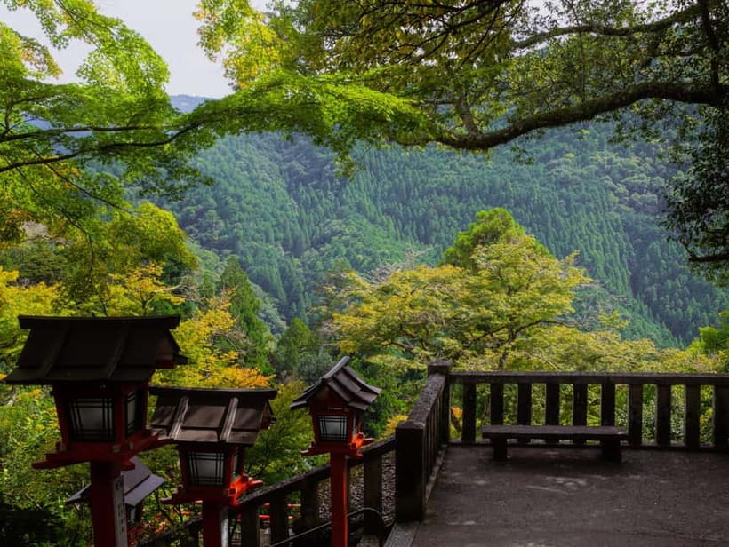 Kyoto: Hike and Hot Springs in Kurama - Descending into the village of Kurama