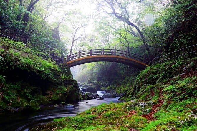 Kyushu: Aso Vocano, Grassland,Onsen and Aso shrine 1-Day Tour - Kurokawa Onsen, the quiet finish