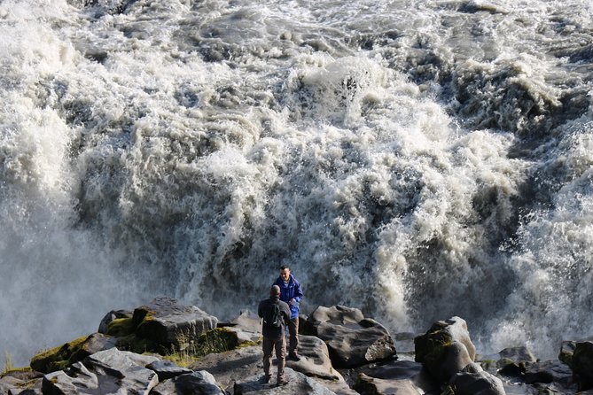 Lake Mývatn and Powerful Dettifoss Day Tour from Akureyri - Goðafoss begins the day with a graceful roar