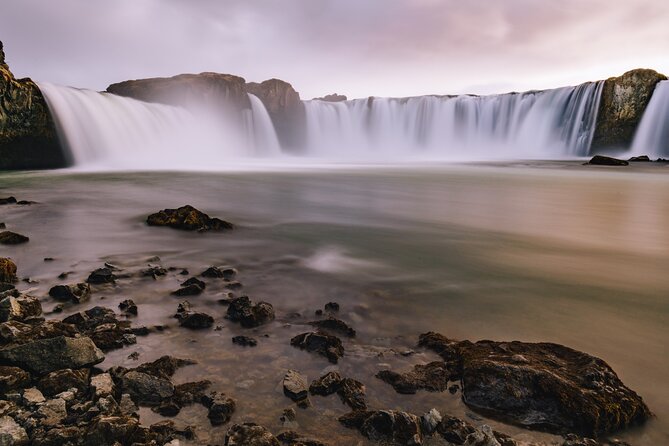 Lake Myvatn, Hot-Springs & Godafoss Waterfall Tour from Akureyri - Lunch, toilets, and the small details that affect the day