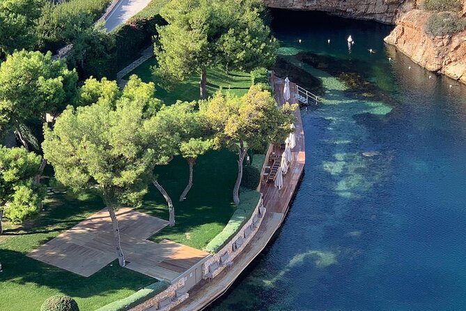 Lake Vouliagmeni Thermal Spa And Temple Of Poseidon Private Full Day Tour - Lunch in Vouliagmeni and along the coast