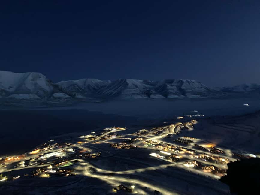 Longyearbyen: Arctic Ocean Swim, Sauna & Sightseeing - The Arctic dip is the main event