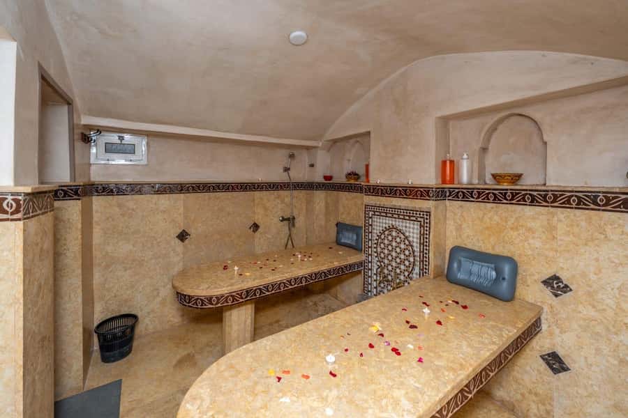 Marrakech : Hammam traditionnel expérience - Step One: Warm Steam and Quiet