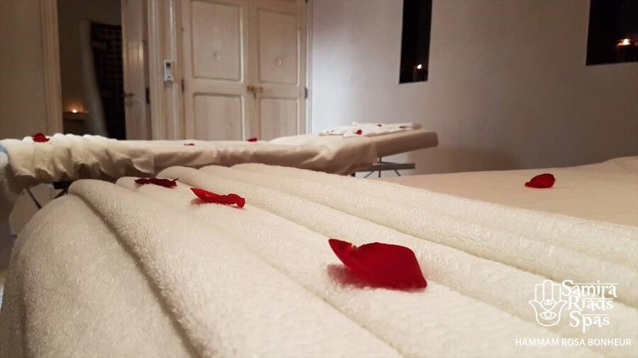 Marrakech: Royal Rosa Hammam including massage & foot care - Fifteen minutes of reflexology for your feet