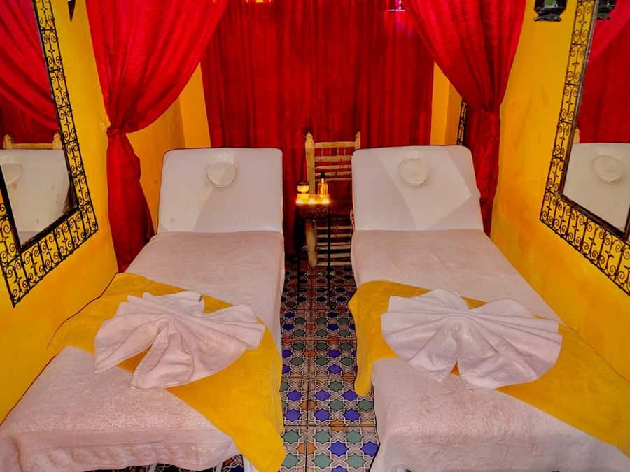 Marrakech: Souk Tour & Berber Hammam with Massage - The Berber hammam: heat, soap, and a serious scrub