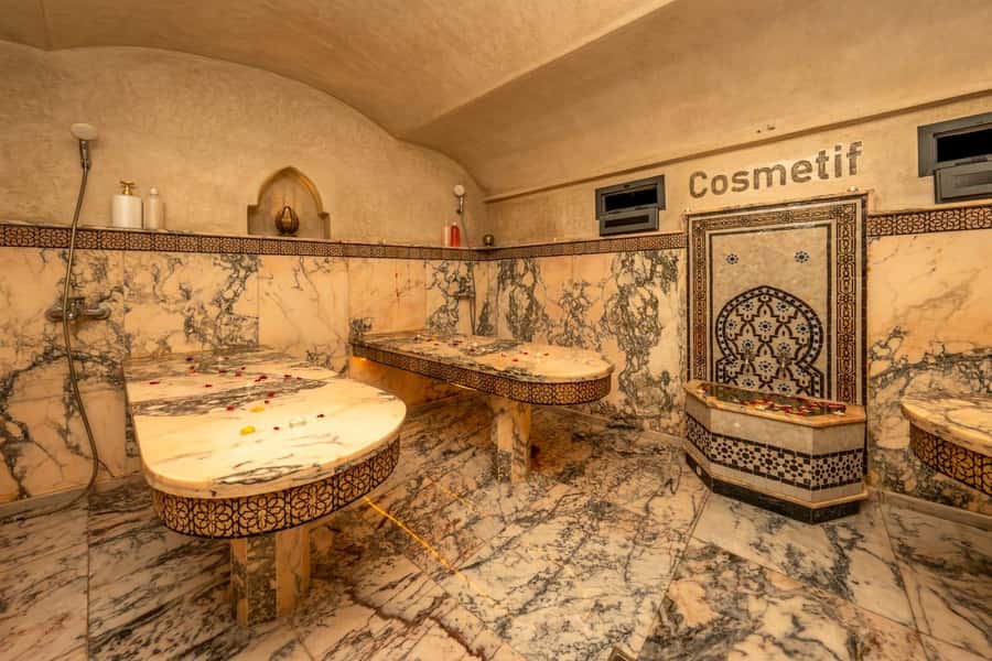 Marrakech: Traditional Moroccan Hammam with Argan Black Soap - Black soap and exfoliation with argan oil