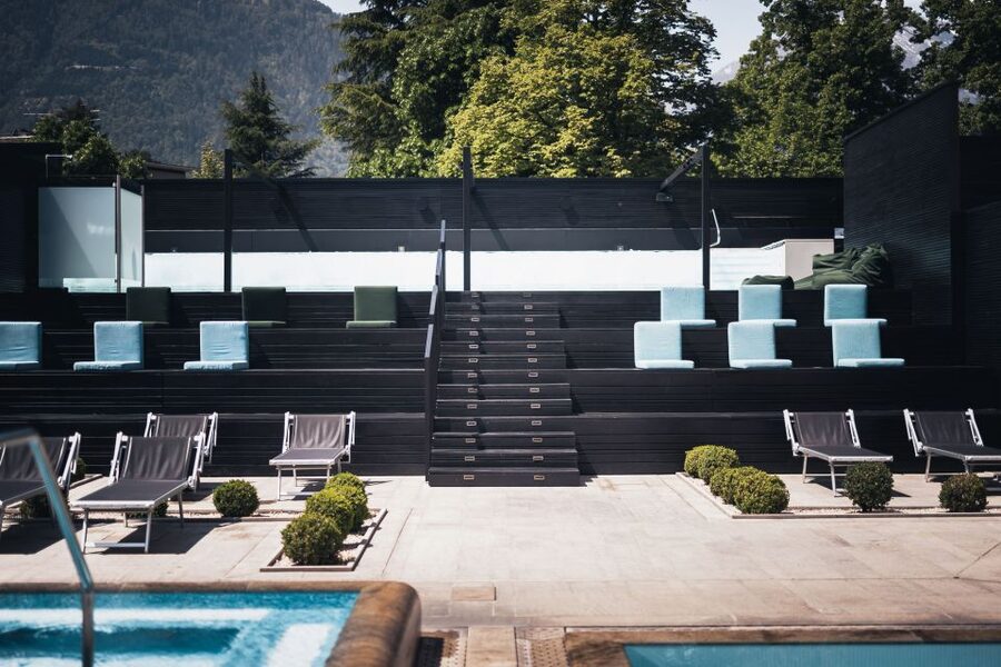 Merano: Terme Merano Pools and Sauna Entry Ticket - The 11 outdoor pools and changing mountain views