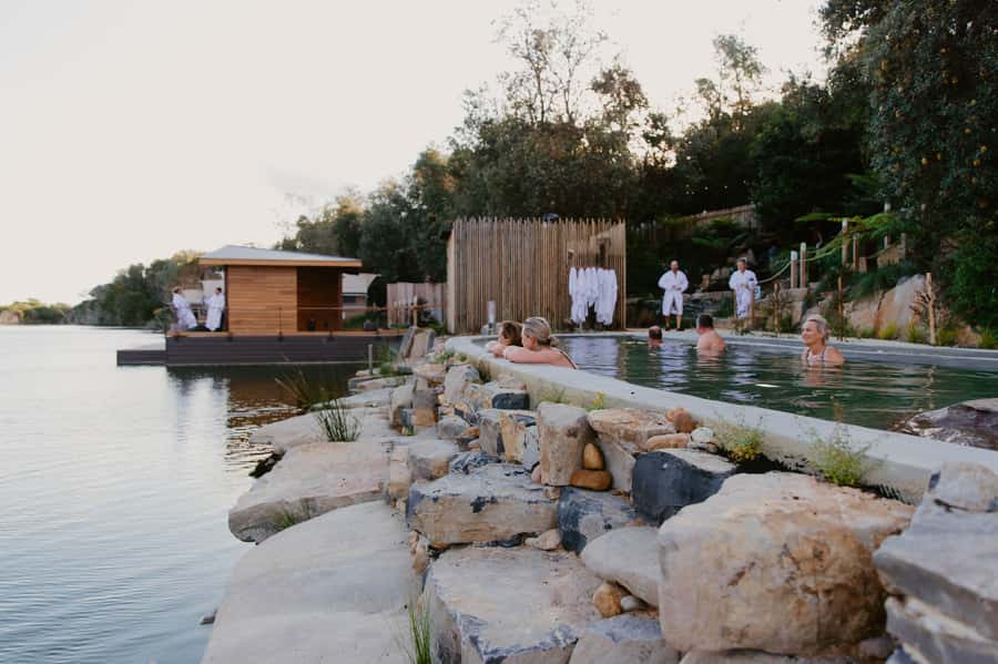 Metung: Hot Springs Revive Bathing - The Bathing Ridge starts with the best views