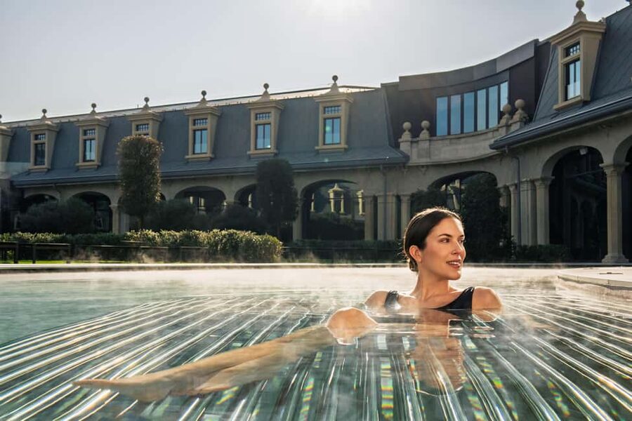 Milan: De Montel Thermal Bath Entrance Ticket - Finding the entrance beside San Siro