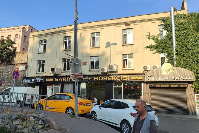 Mixed Turkish Bath in Istanbul - Entering a 500-year-old hamam