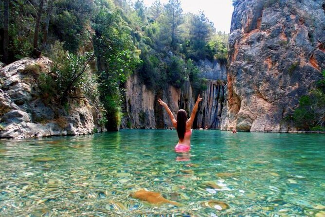 Montanejos Hiking Tour & Thermal Pools from Valencia - Fuentes de los Baños: beautiful, clear, and not hot