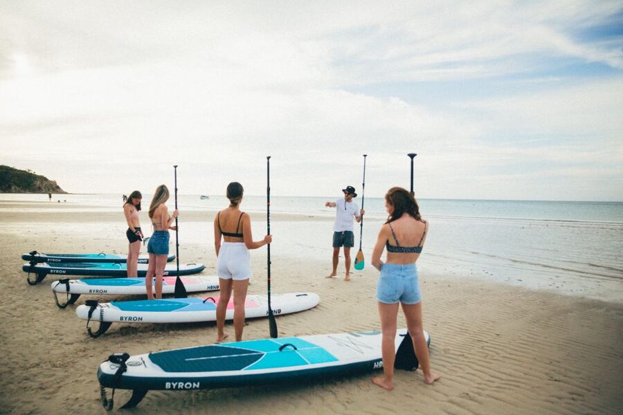Mornington Peninsula: SUP, Hike, & Hot Springs Trip w/ Lunch - Transport, group size, and the day’s rhythm