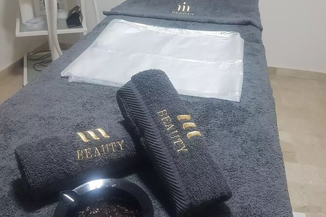 Moroccan hamam spa massage clay wrap and facial treatment - Mediterranean green clay and Marrakech rose water