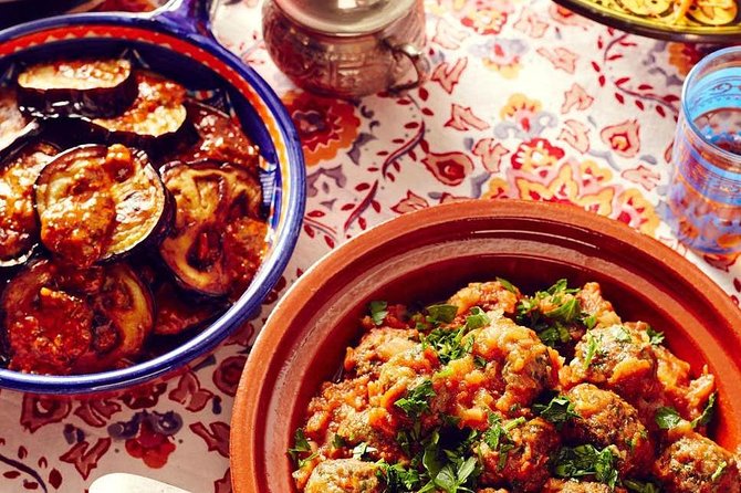 Moroccan Serenity: Hammam & Massage Bliss in Marrakech - Pickup makes the short outing easier