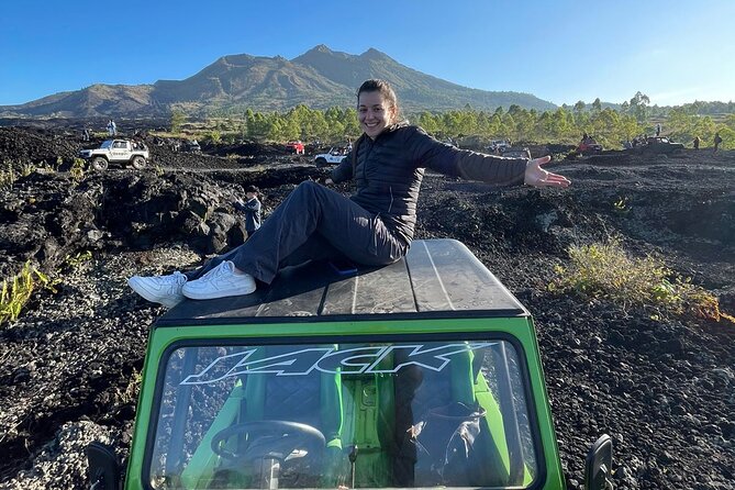 Mount Batur Jeep Tour: Sunrise, Black Lava,Black Sand &Hot Spring - Breakfast and the useful photography service