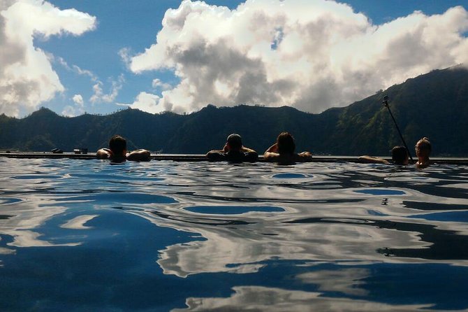 Mount Batur Sunrise Hike and Natural Hot Spring Option - Sunrise above the caldera