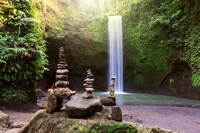 Mount Batur Sunrise Jeep Tour with Hot Springs and Waterfall - Tibumana Waterfall for the final swim