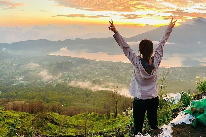 Mount Batur Sunrise Trekking With Hot Springs - Climbing Mount Batur by flashlight