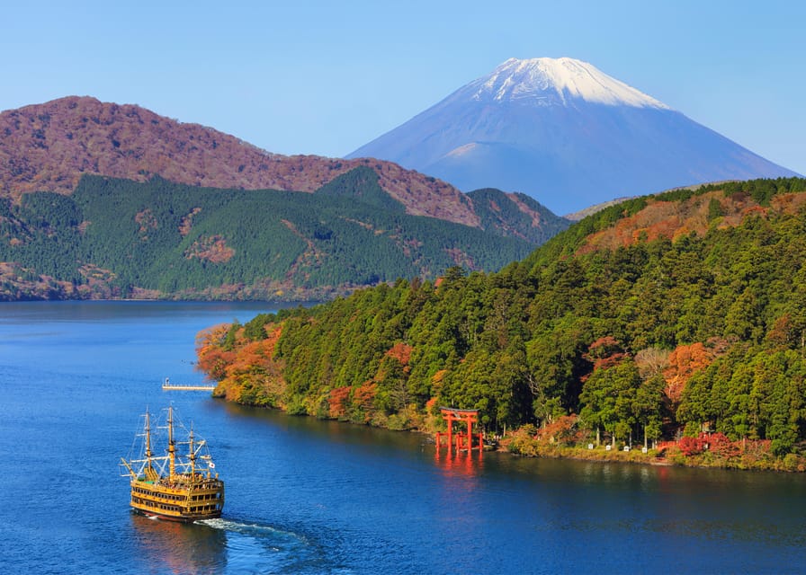 Mount Fuji - Hakone & Onsen Full Day Private Tour - Hakone Shrine and the red torii beside Lake Ashi