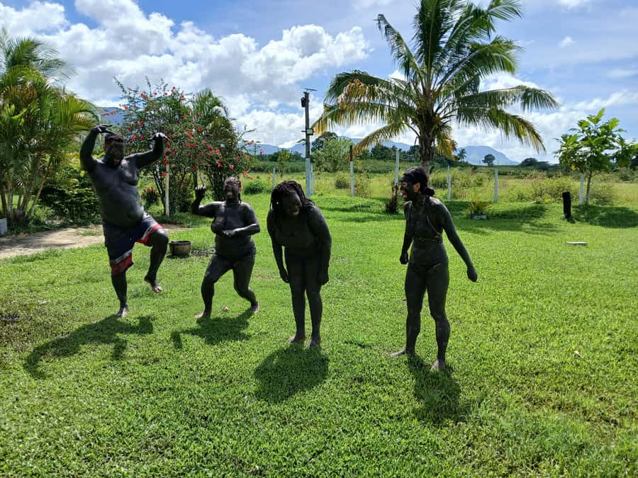 NADI-SABETO: Tifajek Hot Spring and Mudpool Natural Spa - Three stages of the natural treatment