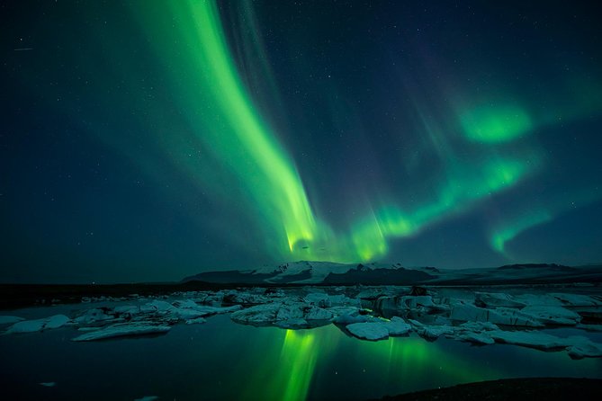 Northern Lights & Geothermal Baths Adventure - Laugarvatn Fontana’s three pools and lake setting