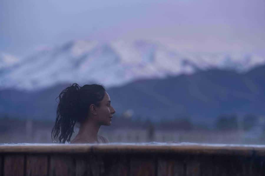 Ōpuke Thermal Pools: Adults-Only Entry with Swim Up Bar - Discovery Pools and the evening schedule