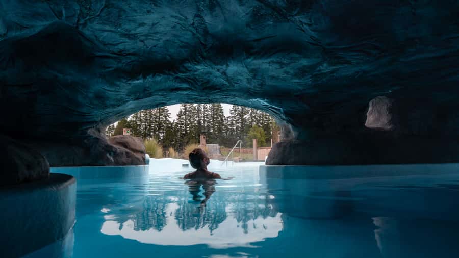 Ōpuke Thermal Pools: Adults-Only Entry with Swim Up Bar - Your two hours at Ōpuke Thermal Pools