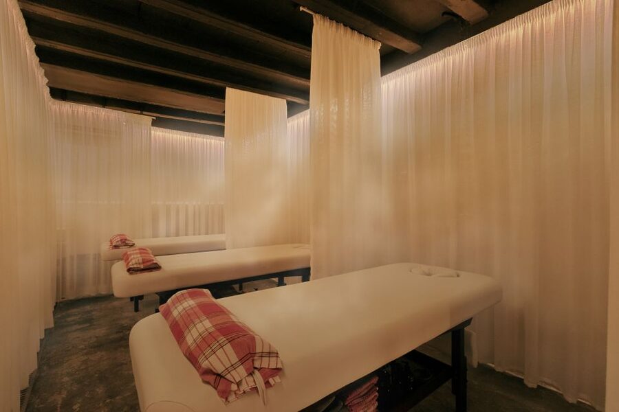 Palma: Hammam Al Àndalus Bath Session with Massage Options - Choosing between a bath-only visit and a massage
