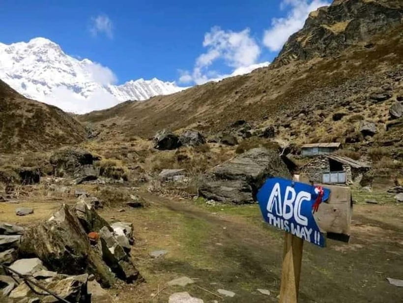 Pkr/Kathmandu: 5-Day Annapurna Base Camp & Hot spring Trek - Day 1: Kathmandu or Pokhara to Simrung and Sinuwa